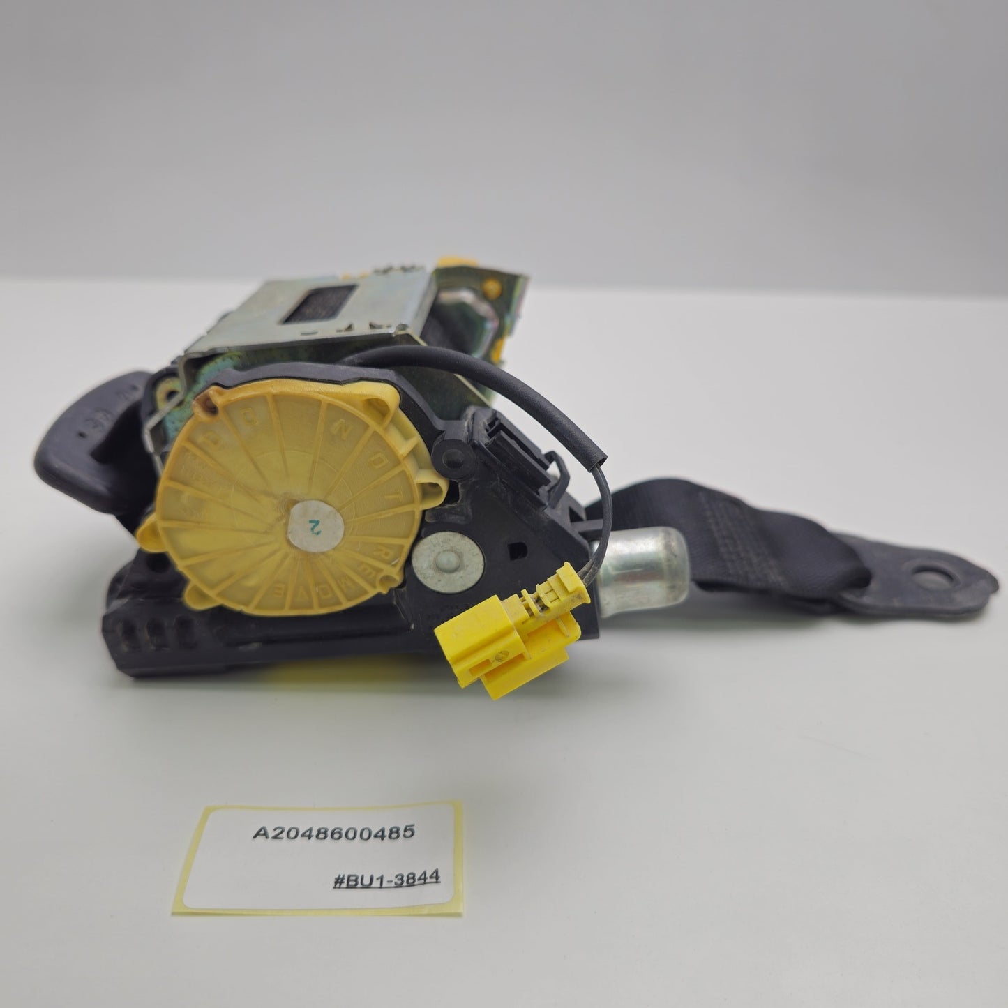 2007 Mercedes-Benz W204 Rear Right Seat Belt A2048600485