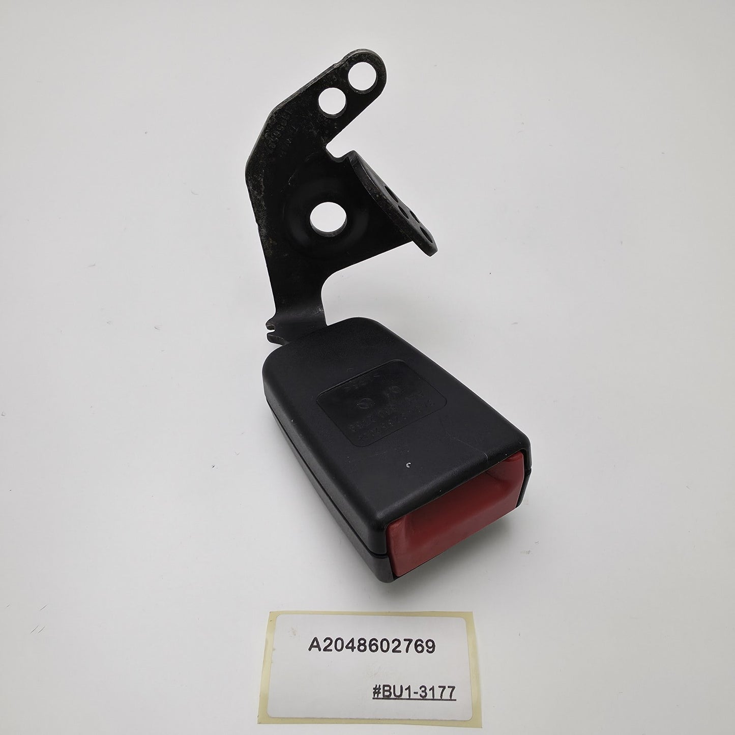 2007-2013 Mercedes-Benz C-CLASS REAR LEFT SEAT BELT BUCKLE A2048602769