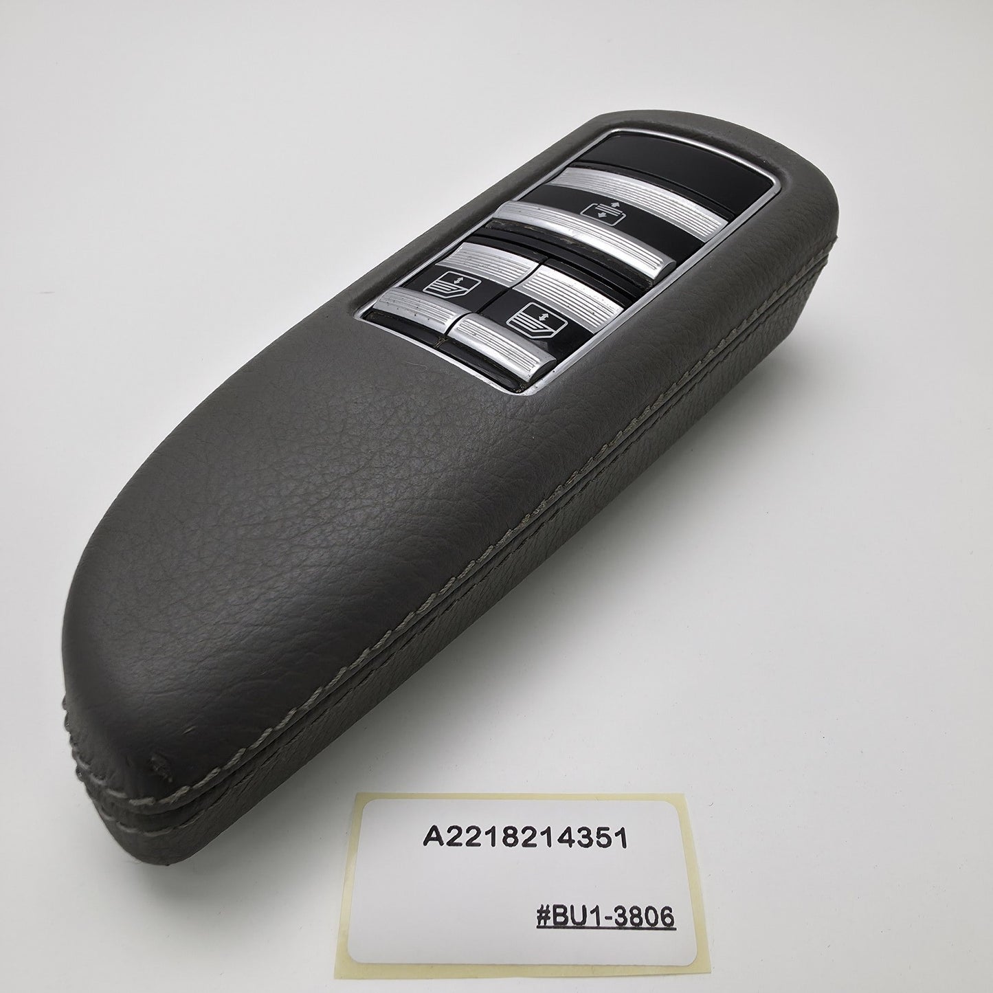 2005-2013 Mercedes-Benz W221 REAR WINDOW SWITCH A2218214351