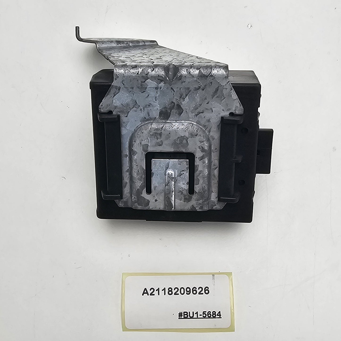 2003-2006 Mercedes-Benz E-Class Alarm Anti Theft Control Module A2118209626