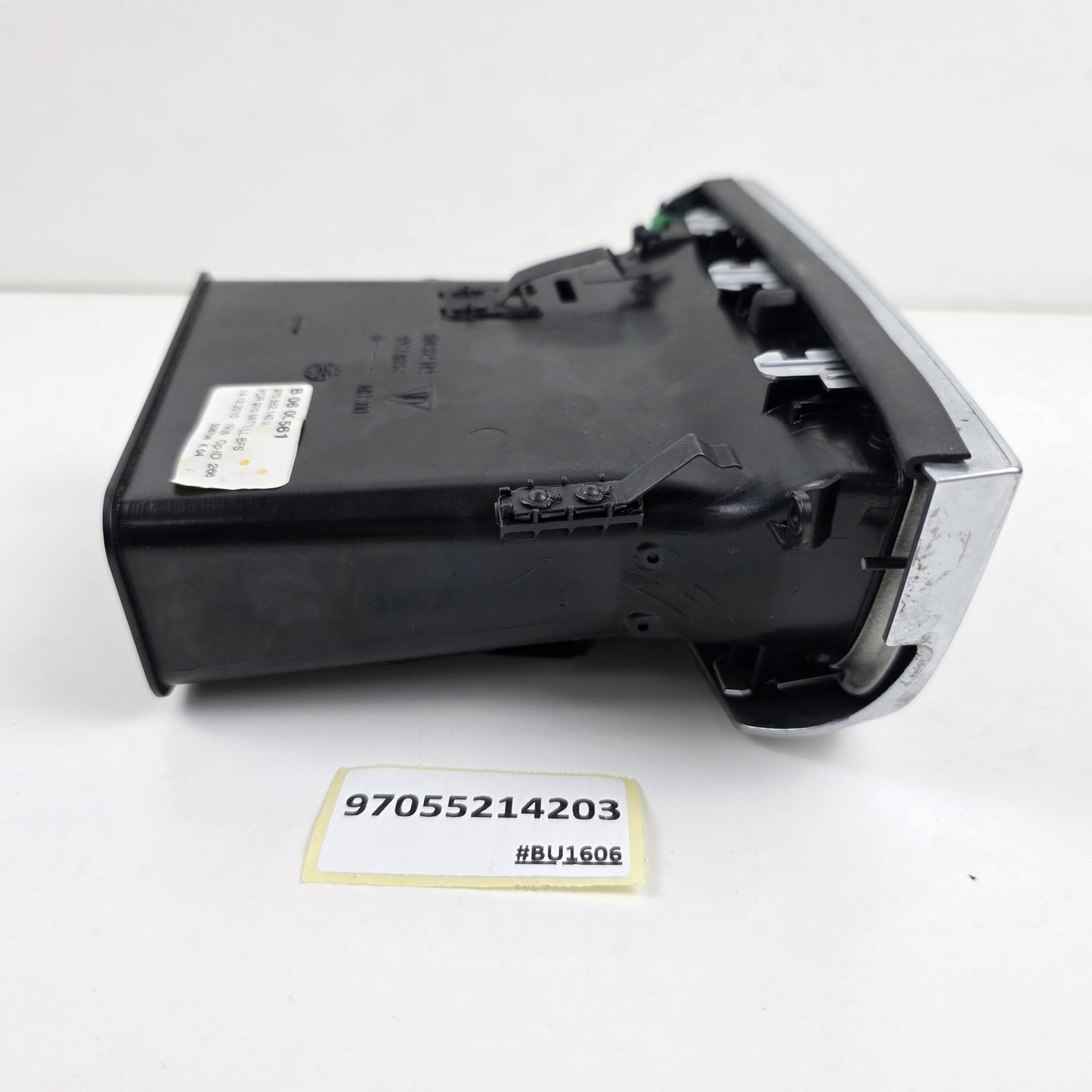 2010-2016 Porsche Panamera Dashboard Air Vent Right Front Inner 97055214203
