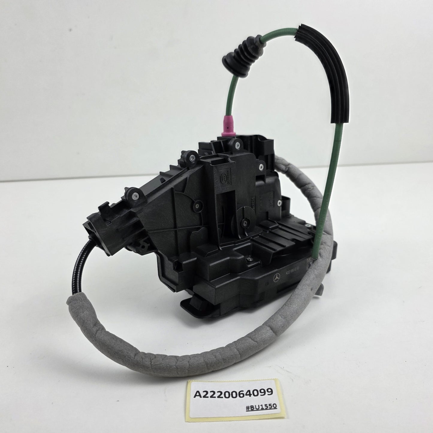 2020-2023 Mercedes-Benz S W222 DOOR LOCK ACTUATOR A2220064099