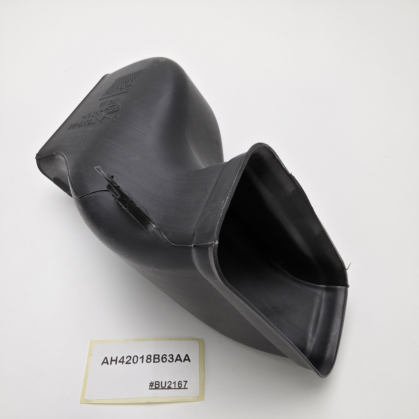 2002-2012 LAND ROVER Range Rover Air Intake Tube AH42018B63AA