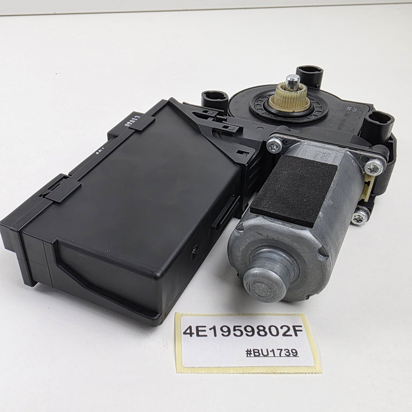 2004-2010 Audi A8 Quattro Window Motor Front Right Power Door 4E1959802F