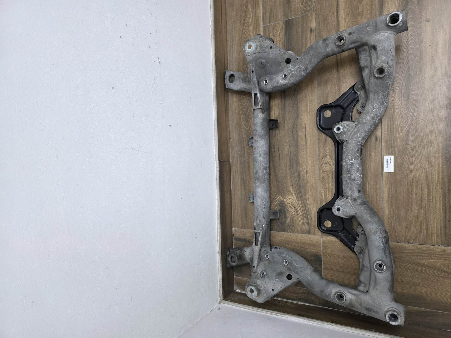 2006-2015 Mercedes-Benz C-Class Reinforced Plate 2046280011