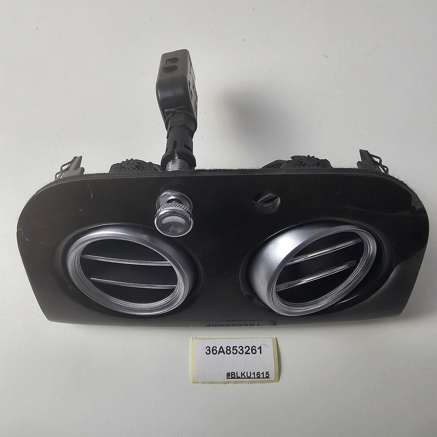 2015-2020 Bentley Bentayga REAR HEATER VENTS WITH SURROUND TRIM 36A853261