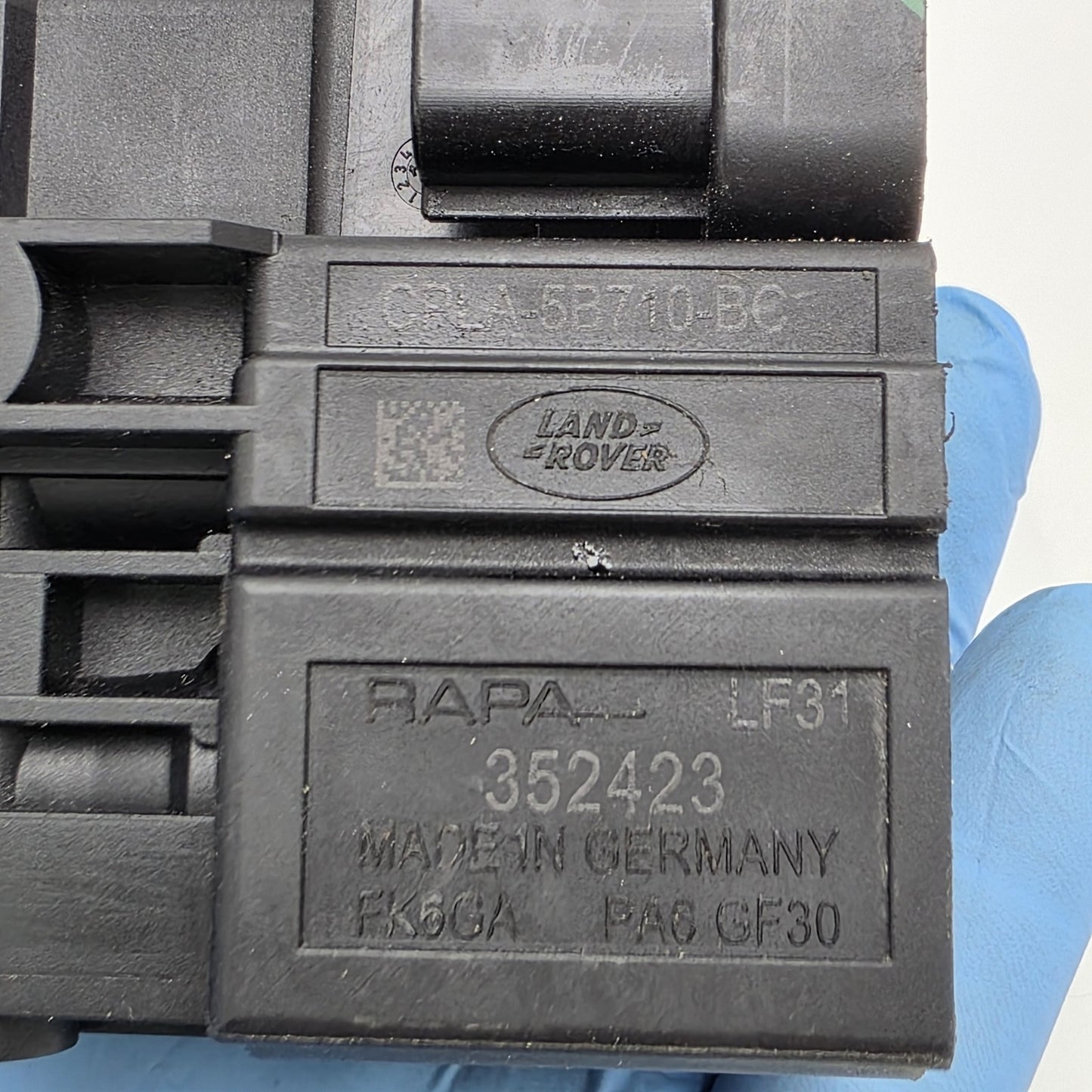 2013-2017 Land Rover Range Rover AIR SUSPENSION VALVE BLOCK CPLA5B710BC