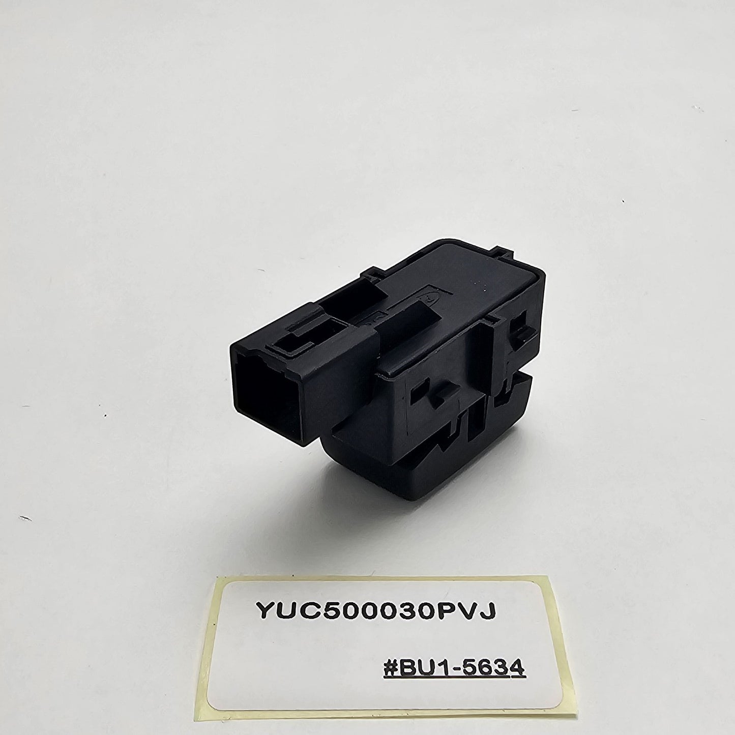 2008-2012 Land Rover LR2 Sunroof Switch YUC500030PVJ