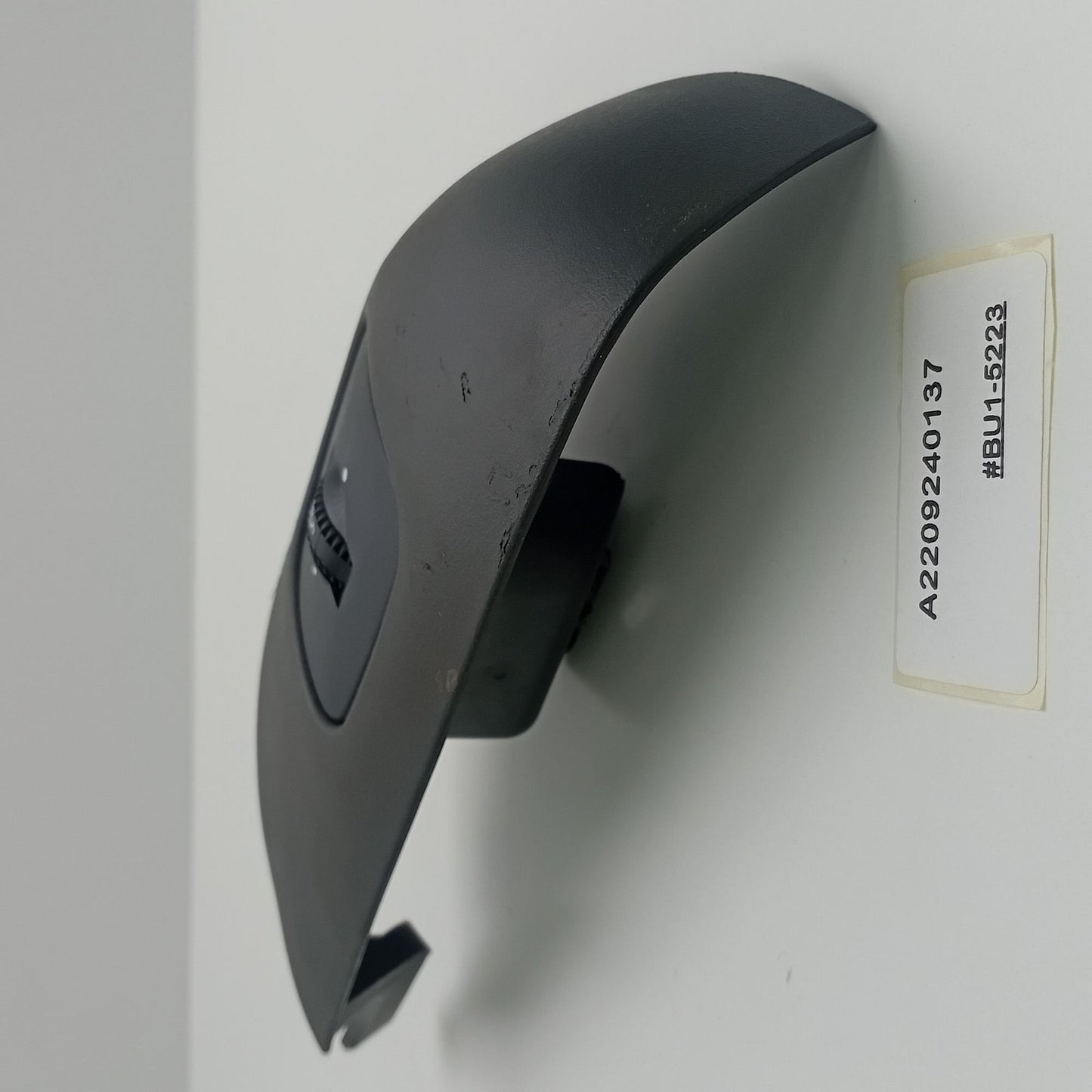 1999-2006 Mercedes-Benz S-Class Cover, Left A2209240137