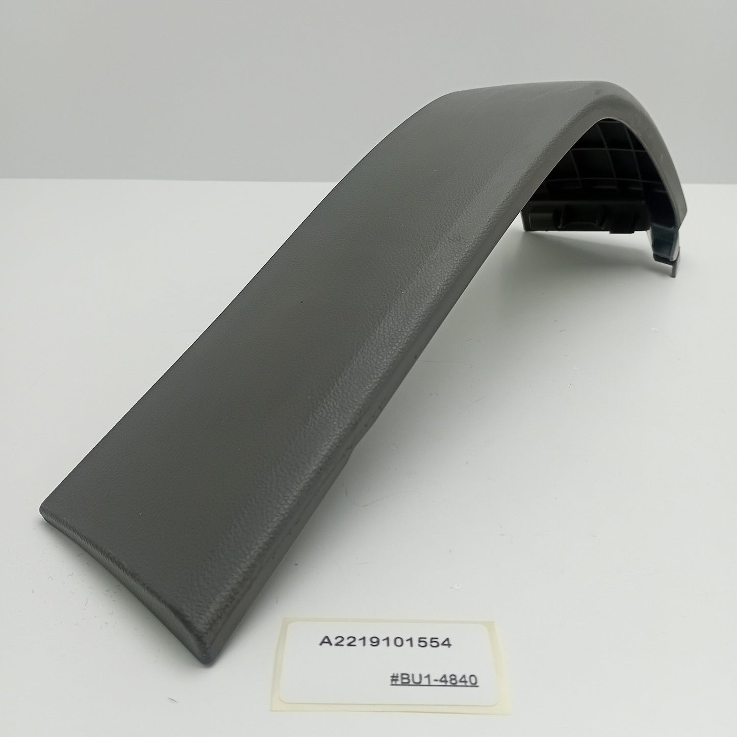 2007-2013 Mercedes-Benz W221 Front Left Seat Trim A2219101554