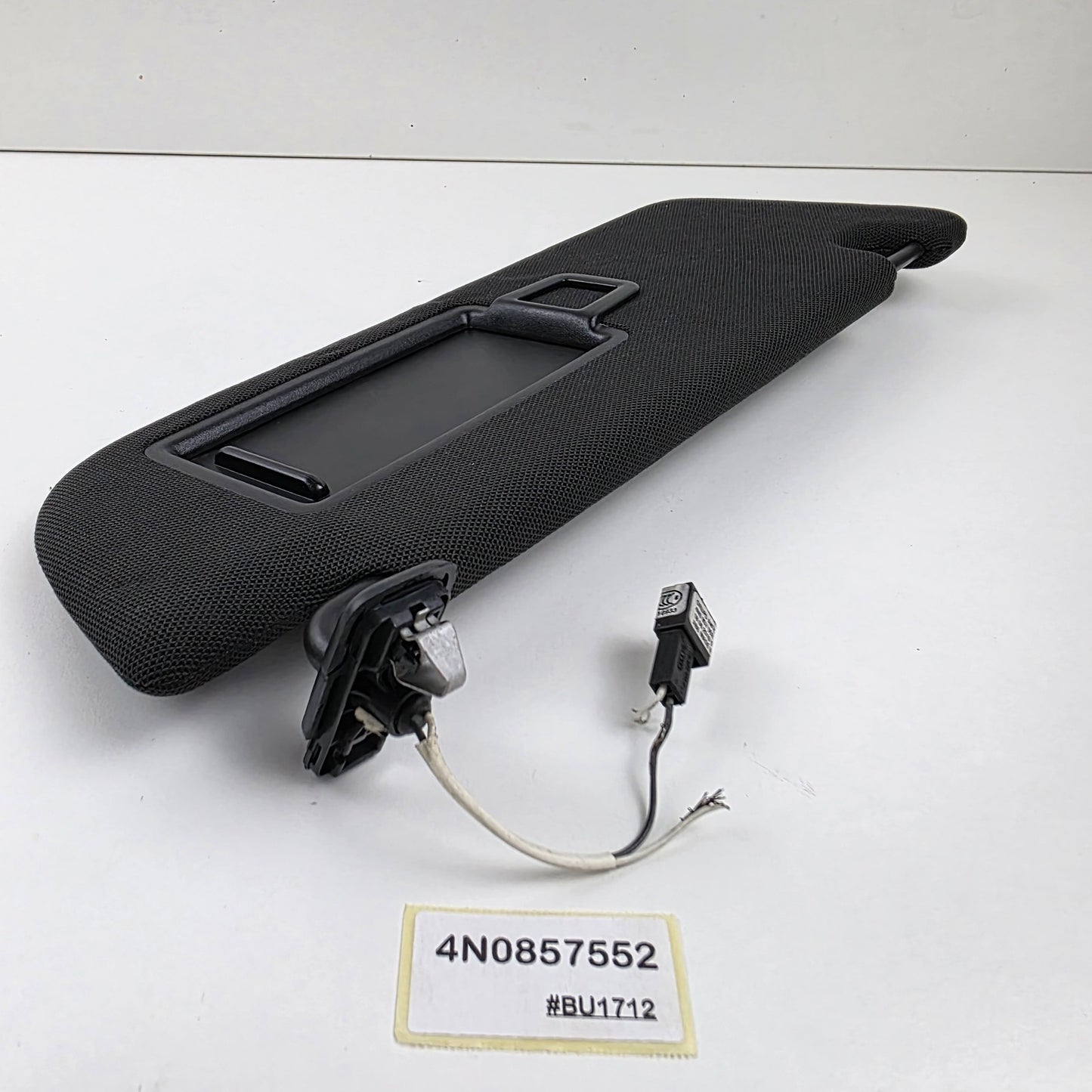2019-2021 Audi S8 SUN VISOR RIGHT PASSENGER SIDE 4N0857552