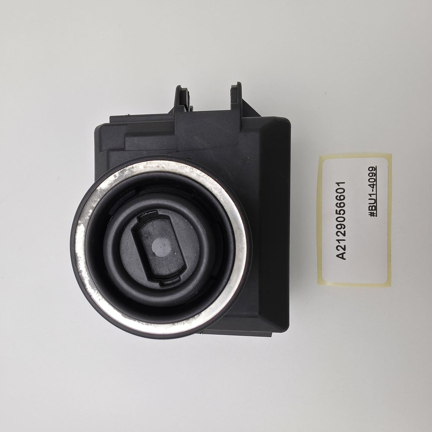 2012-2014 Mercedes W212 Key Reader Ignition Lock Control Module A2129056601