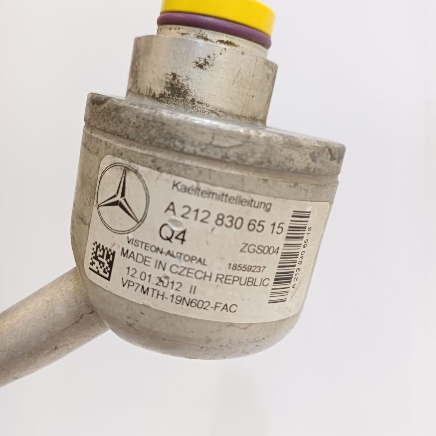2012-2016 Mercedes-Benz W212 A/C Refrigerant Suction Hose A2128306515