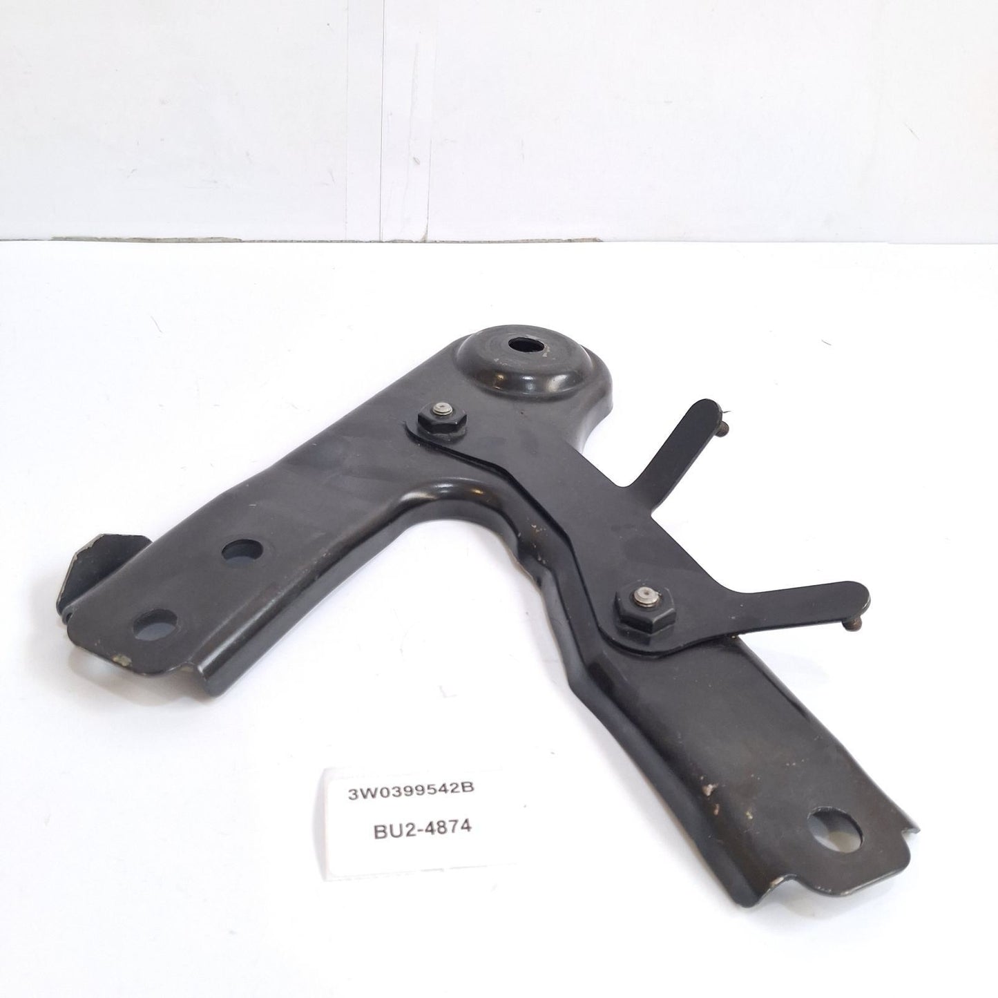 2006-2012 Bentley Continental Flying Spur Supporting Bracket 3W0399542B