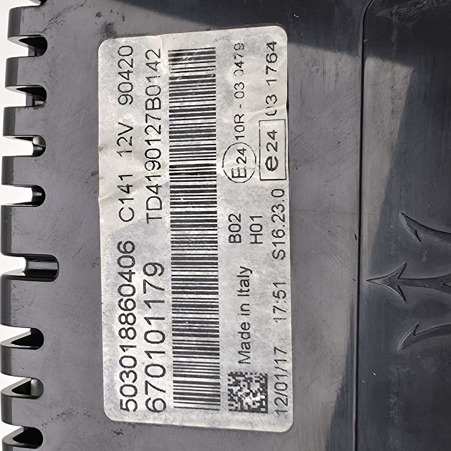 2016-2017 Maserati Levante Combination Instrument Cluster 670101179