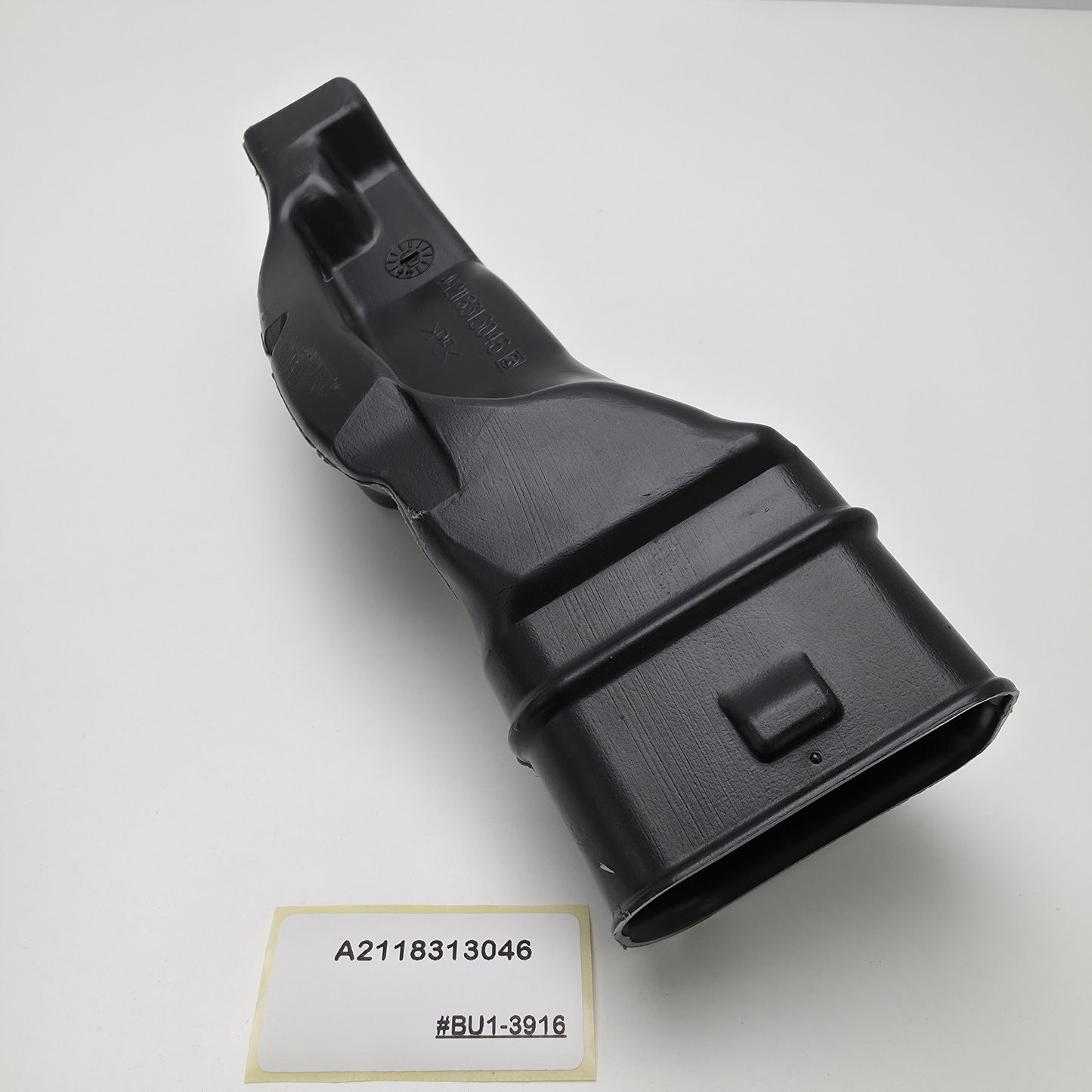 2003-2011 Mercedes-Benz E-Class Air Duct Center Console Deflector RR A2118313046