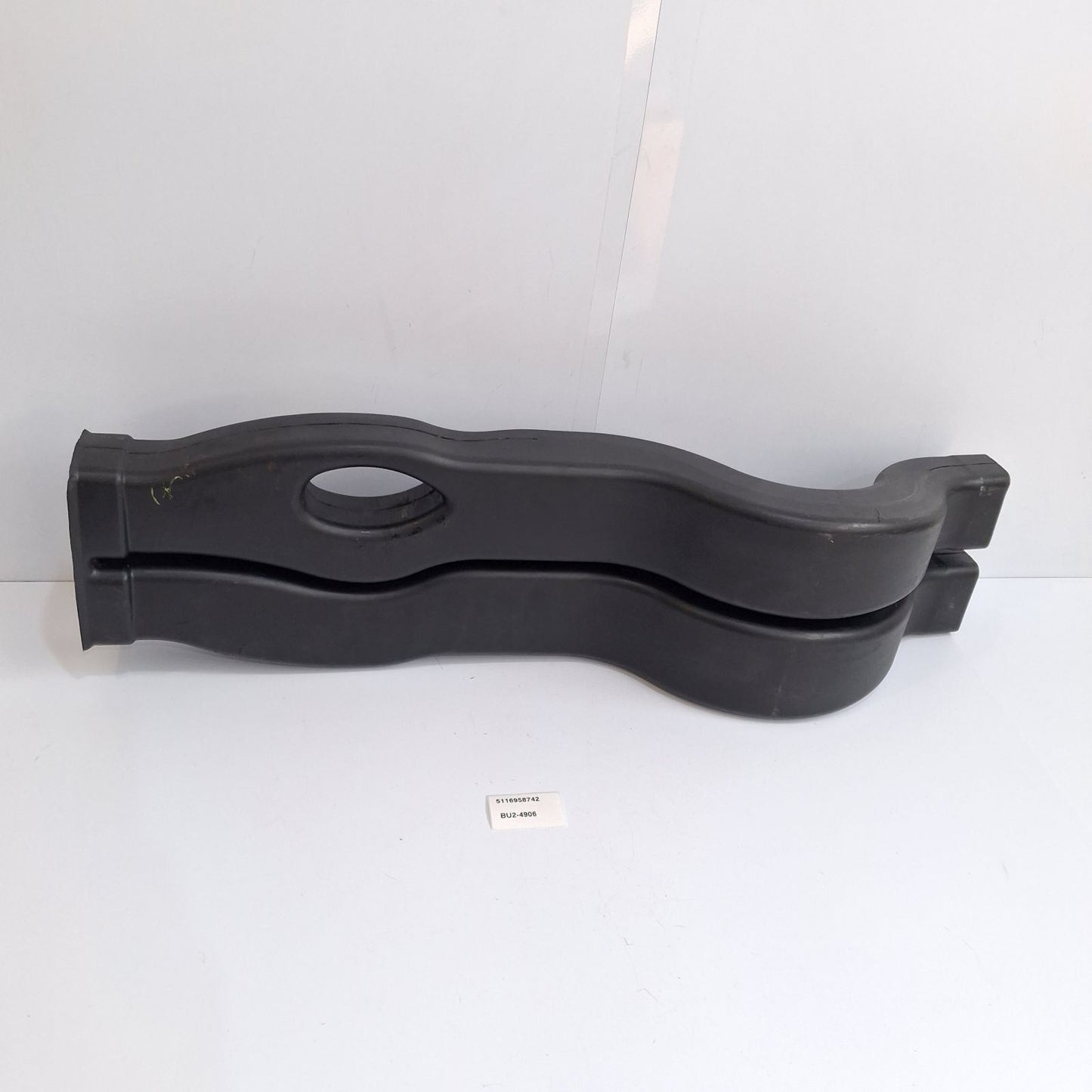 2006-2010 BMW X5 Air Intake Hose 5116958742