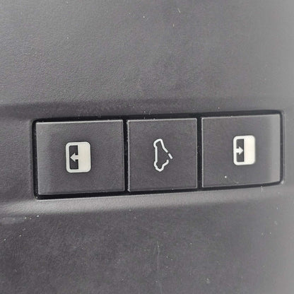 2015 Maserati Quattroporte VI Dome Light Sunroof Control Module 06700246990