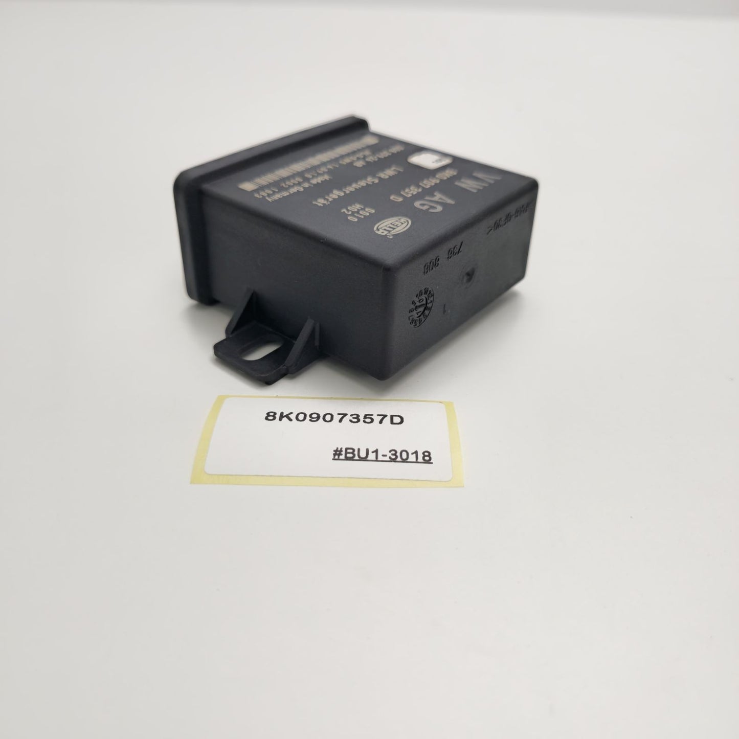 2009-2014 Audi Q5 Headlight Control Module 8K0907357D