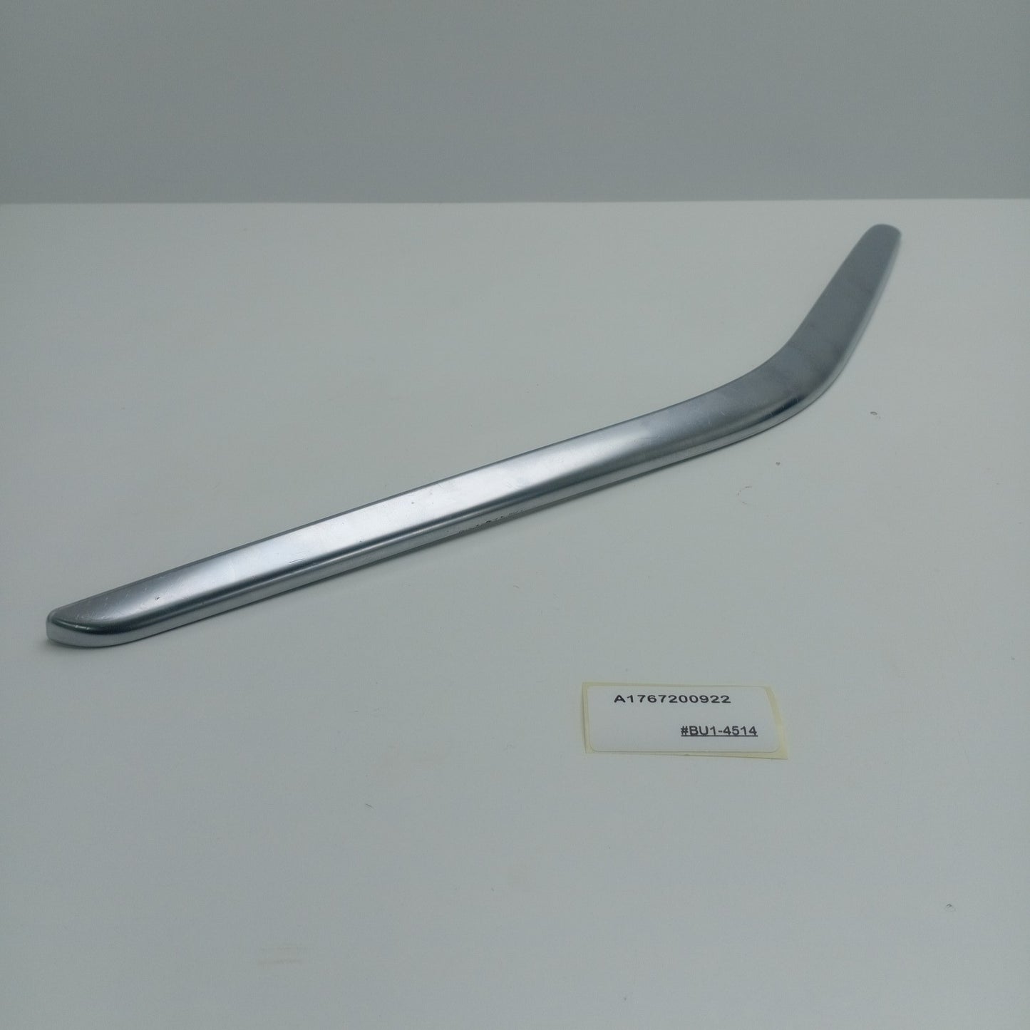 2014-2018 Mercedes-Benz CLA250 Front Left Door Trim Moulding Chrome A1767200922