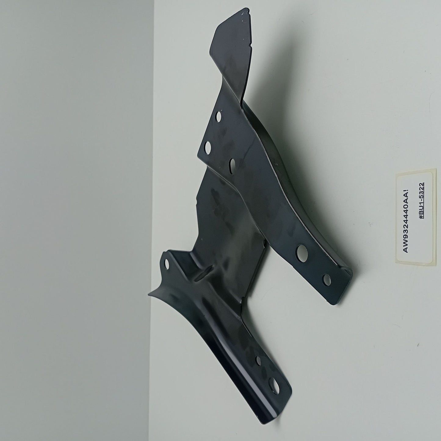 2010-2019 Jaguar XJ Mount Panel Support Bracket AW9324440AA