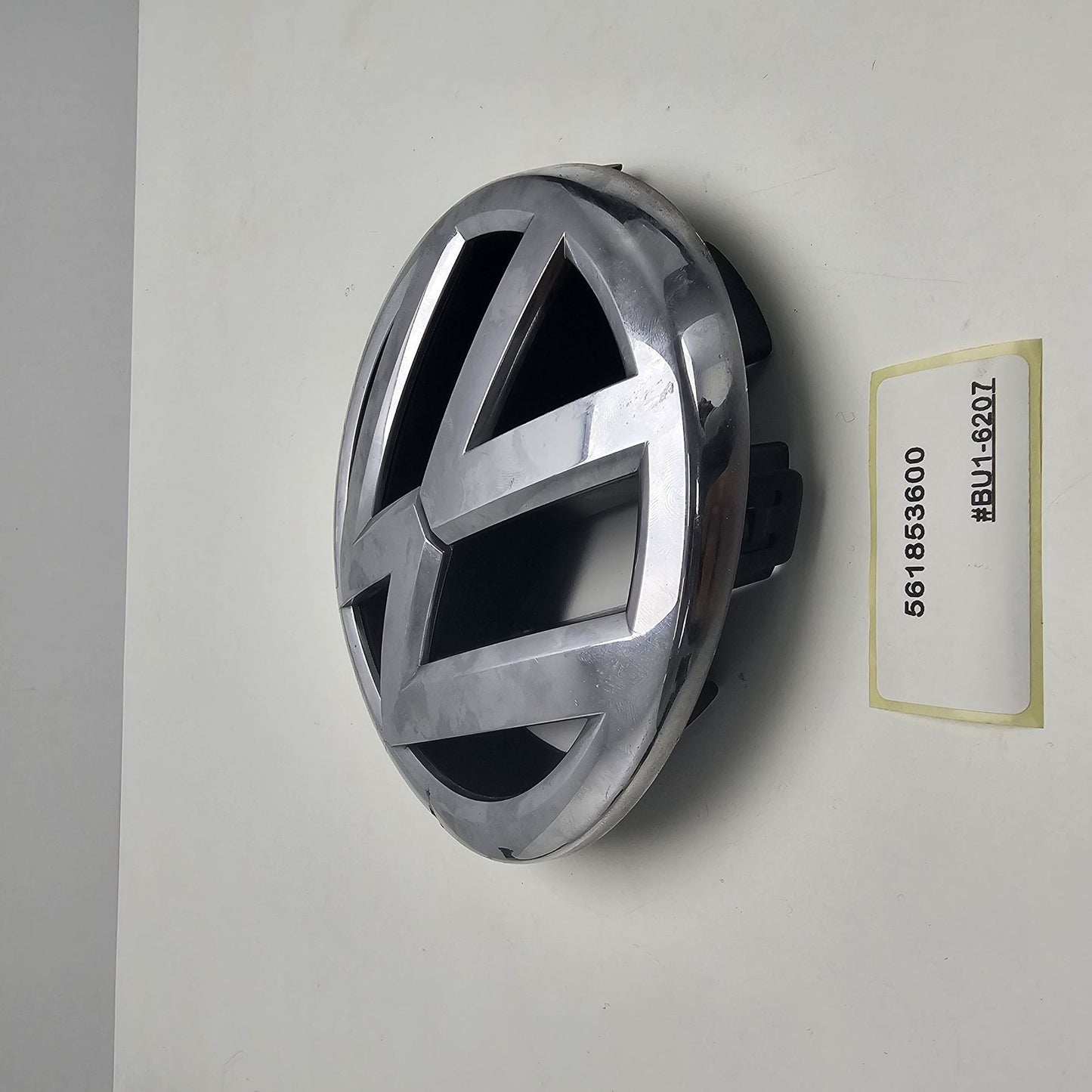 2012-2017 Volkswagen Tiguan Limited Grille Emblem 561853600