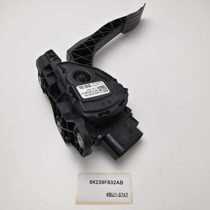 2016-2019 Jaguar XJ ACCELERATOR GAS PEDAL 9X239F832AB