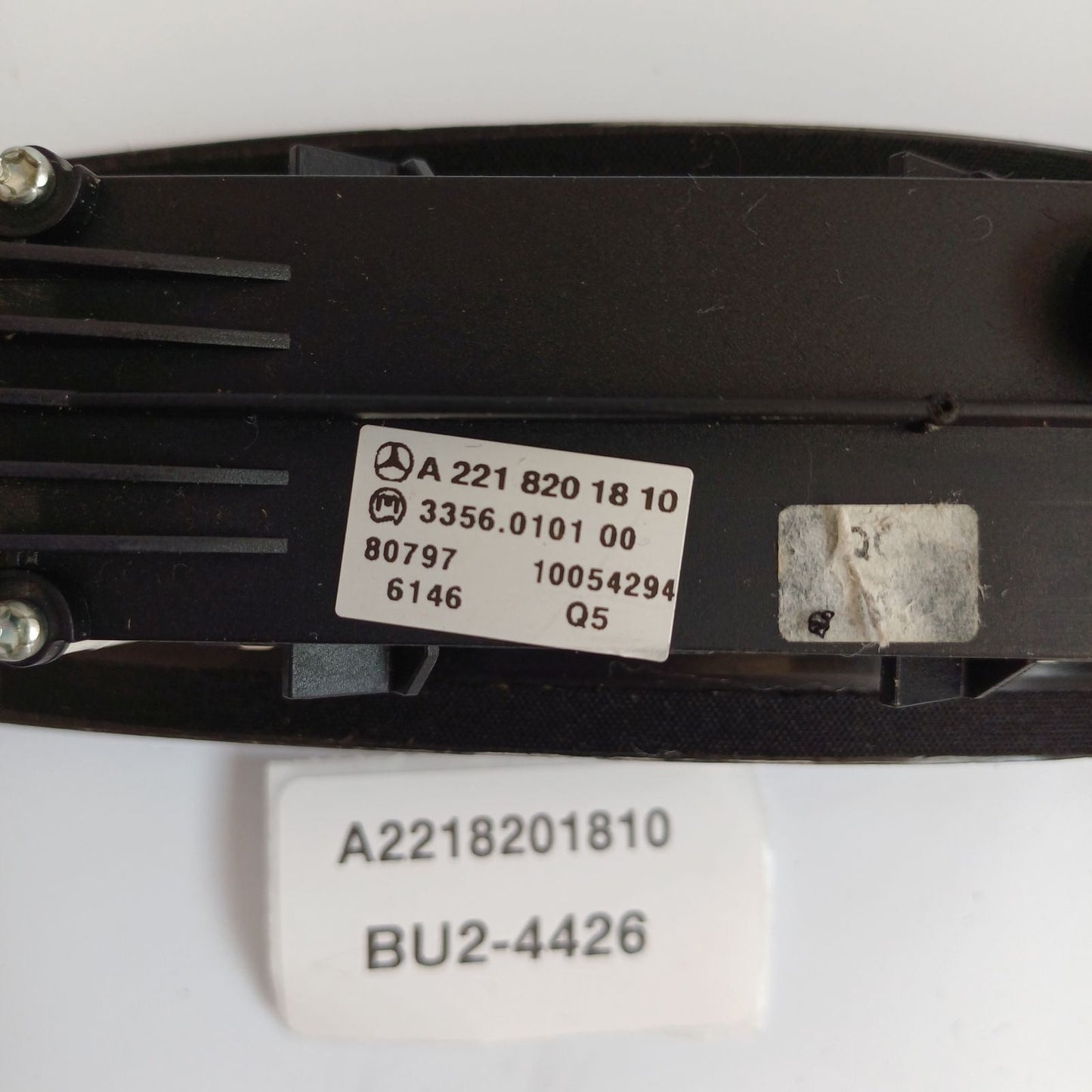 2005-2013 Mercedes-Benz S320 Switch Block Next To Instrument Cluster A2218201810