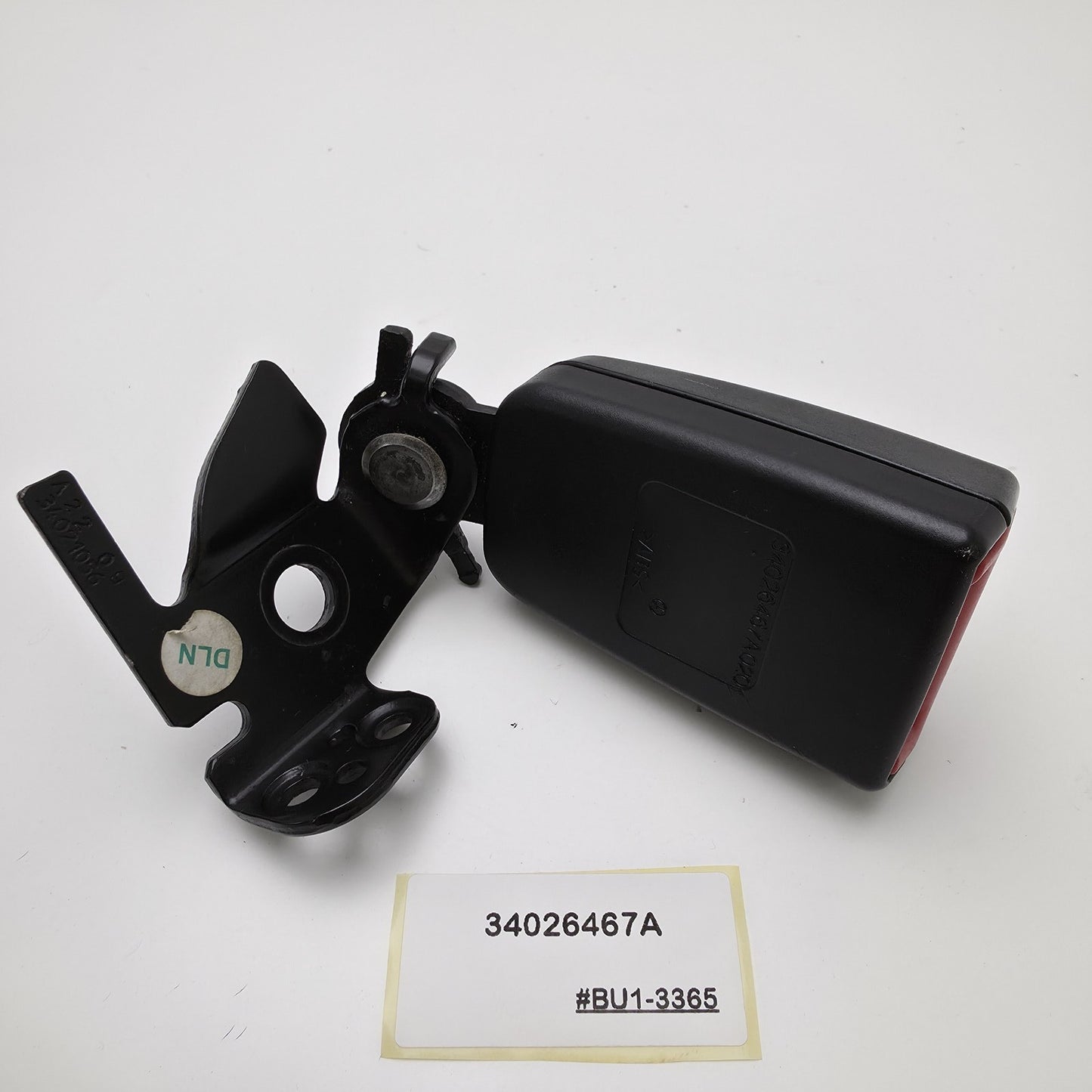 2010-2016 Mercedes E550 REAR RIGHT SIDE SEAT BELT BUCKLE 34026467A