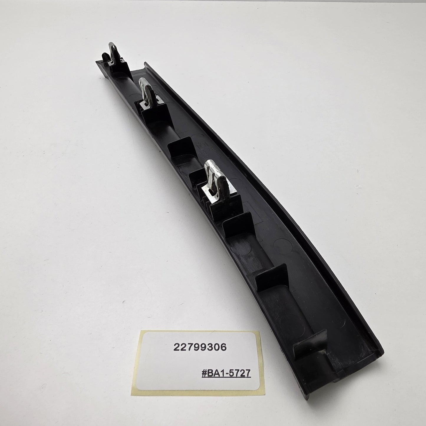 2014-2019 Cadillac CTS Front Right Lower A-Pillar 22799306