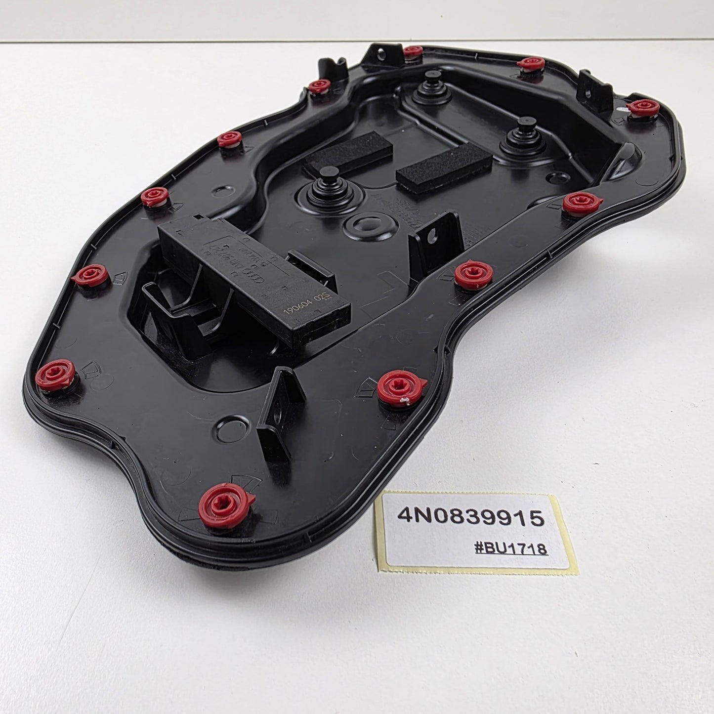 2019-2025 Audi S8 Door Lock Rod Cover Upper Lower 4N0839915