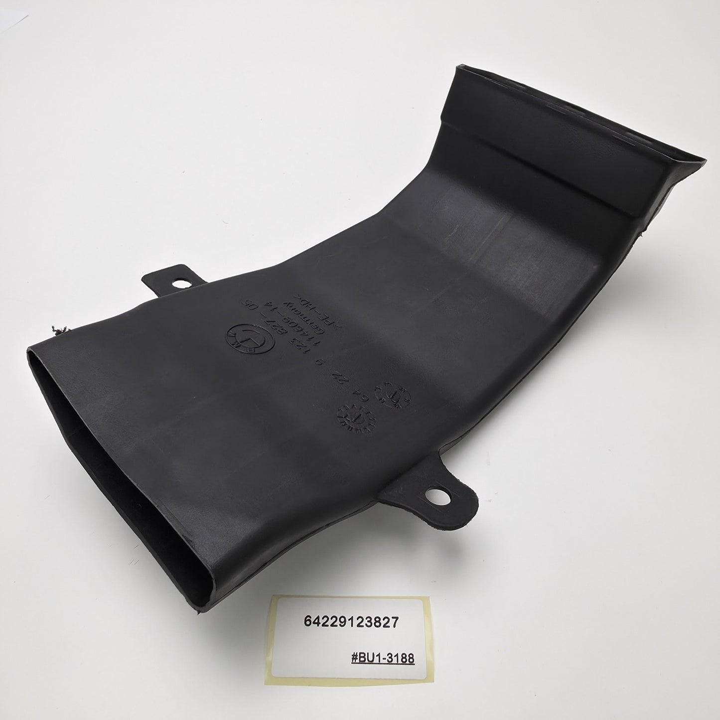 2009-2015 BMW 7 Air duct, B-pillar, outer left 64229123827