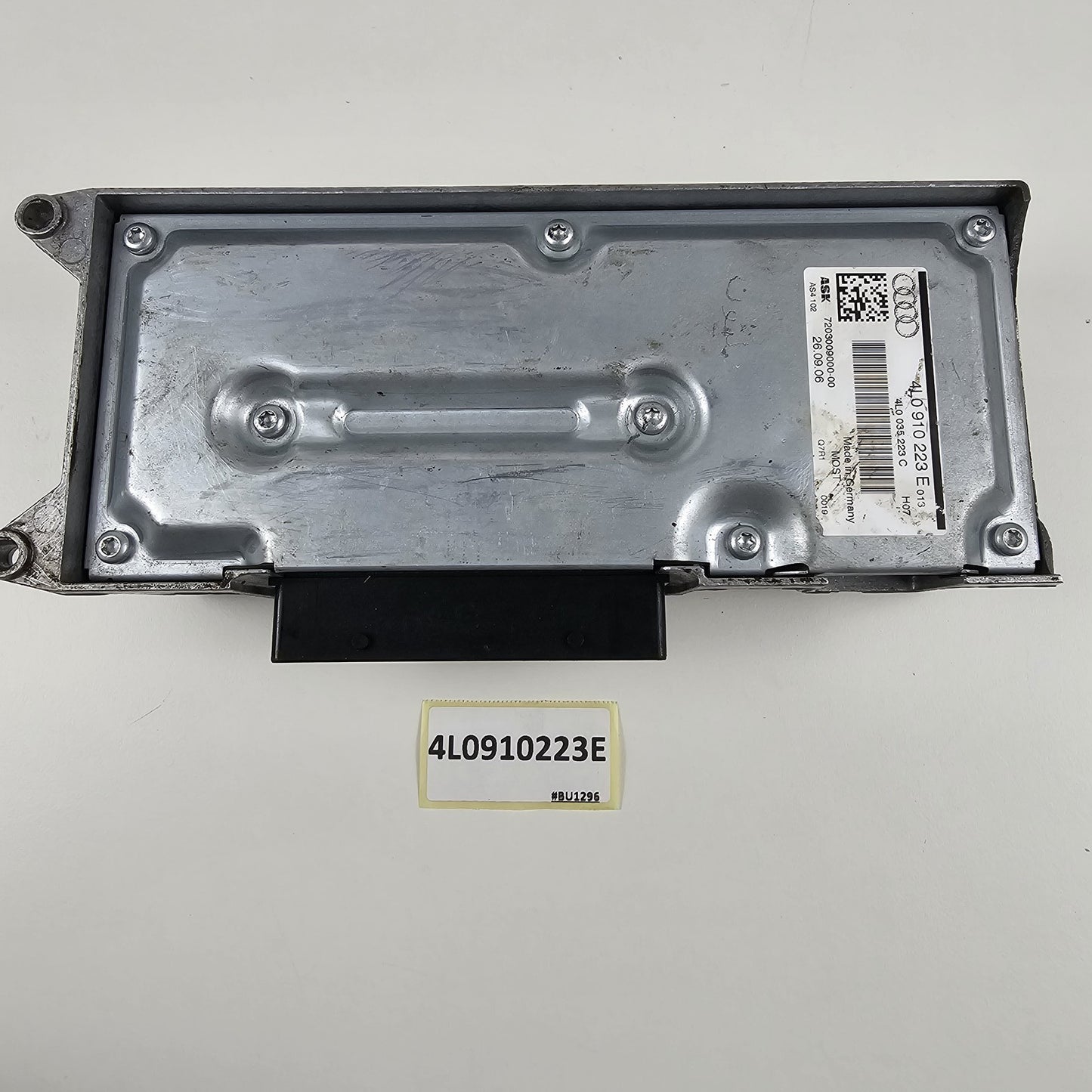 2007-2016 Audi Q7 Radio Sound Amplifier Unit 4L0910223E