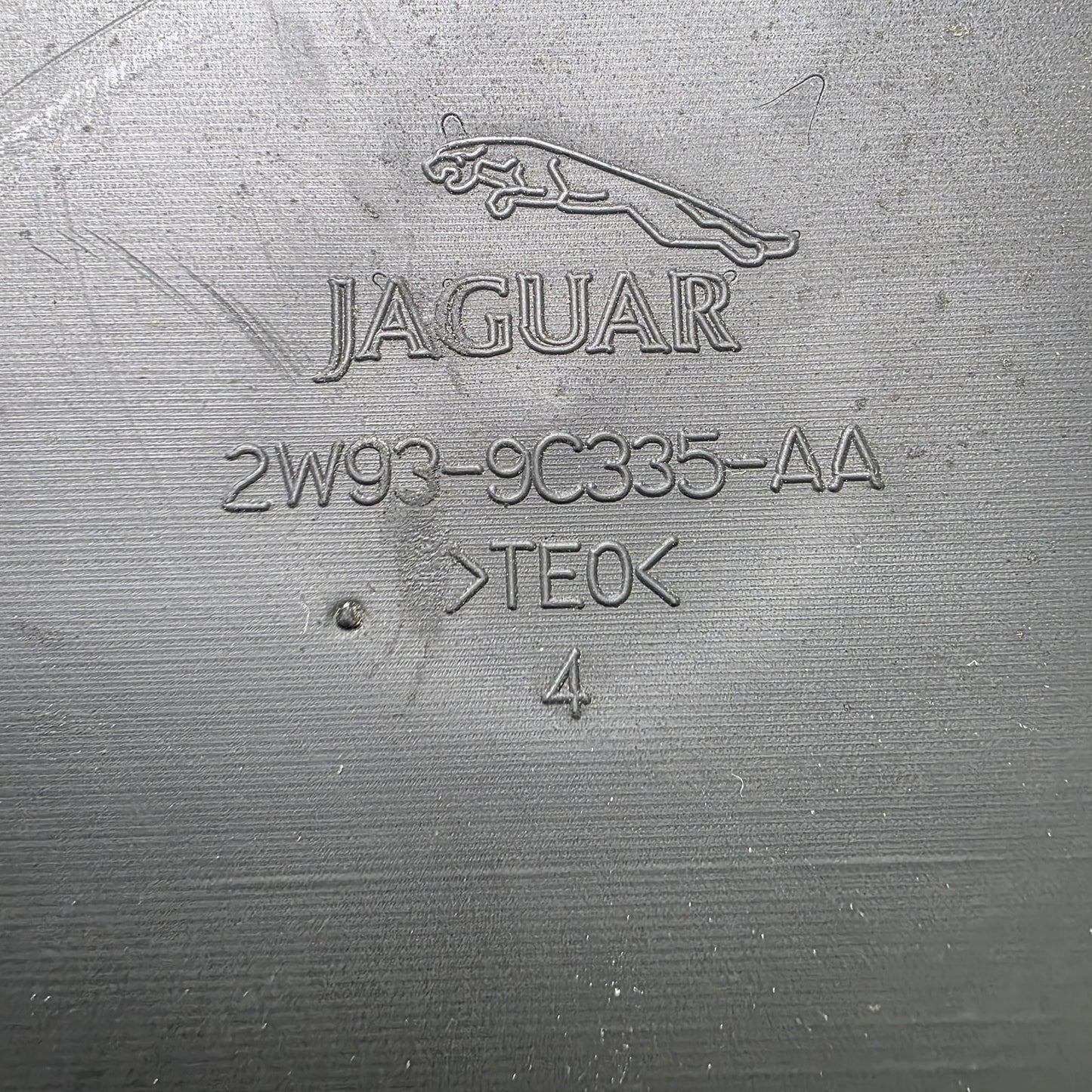 2015-2019 Land Rover Discovery Sport Fuel Gas Tank Inspection Cover 2W939C335AA