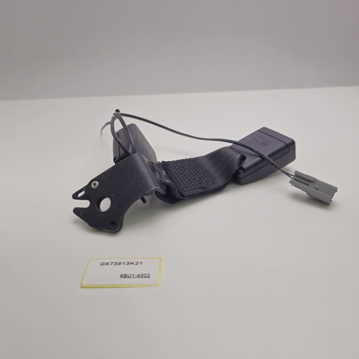 2015-2024 Jaguar XF Rear Twin Seatbelt Buckle GX73613K21
