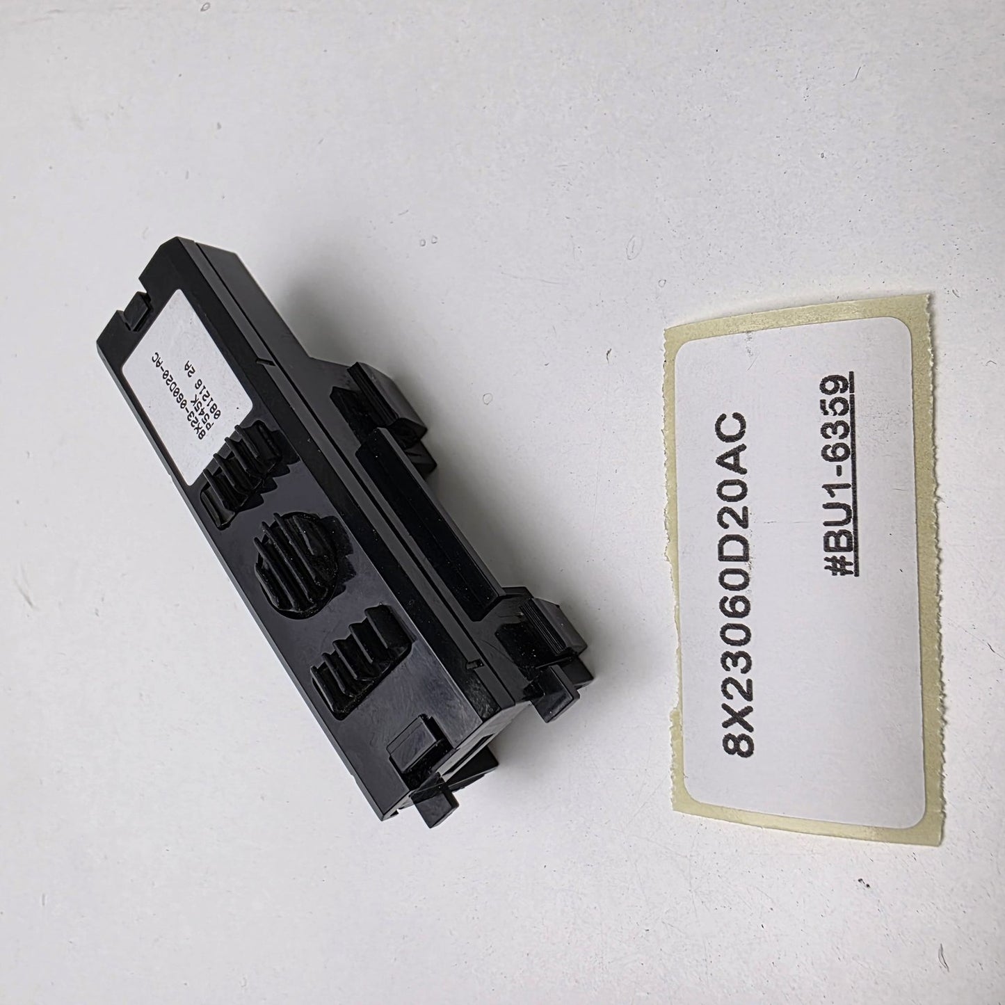 2008-2010 Jaguar XF Glovebox Operation Sensor 8X23060D20AC