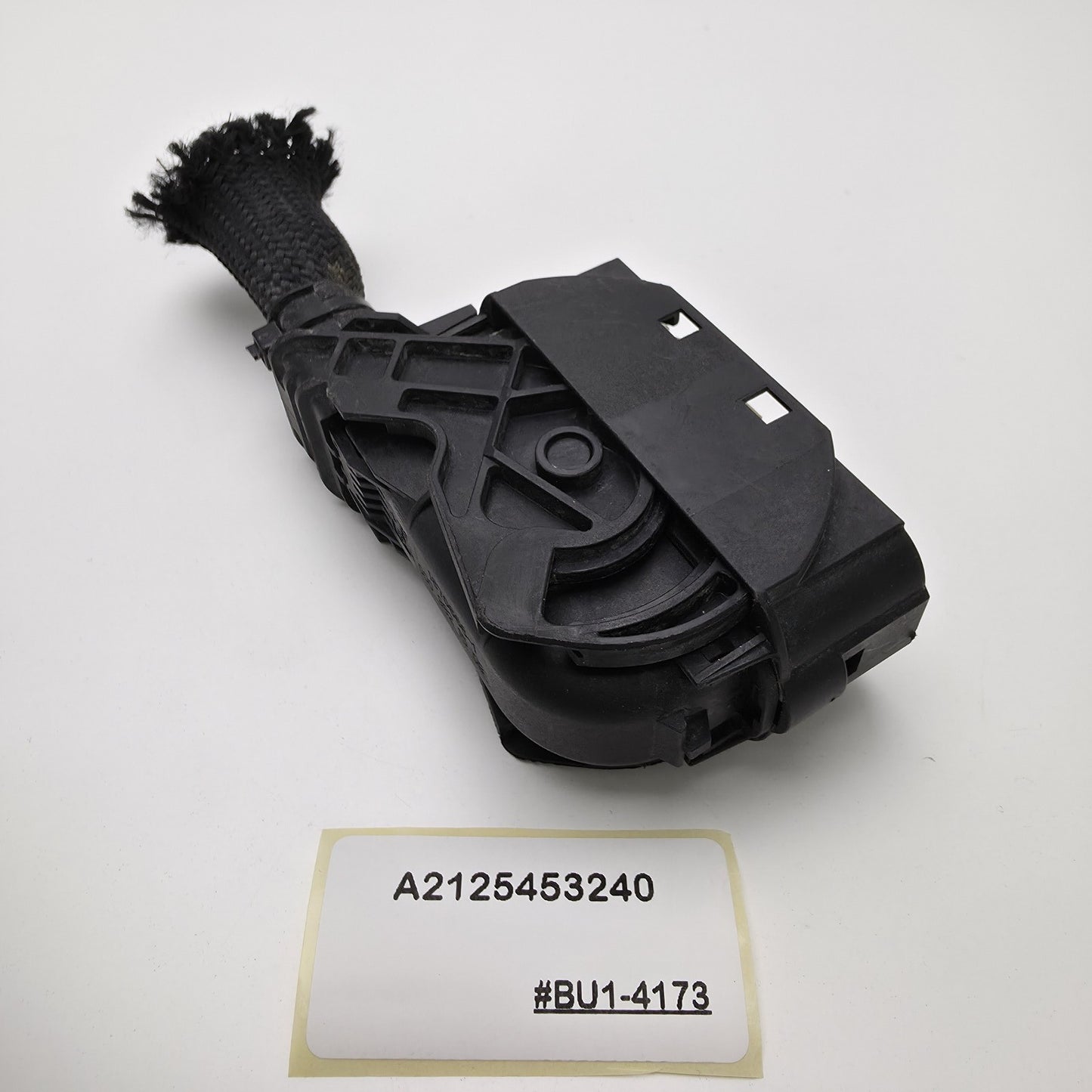 2016 Mercedes-Benz S ABS Module Connector Plug A2125453240