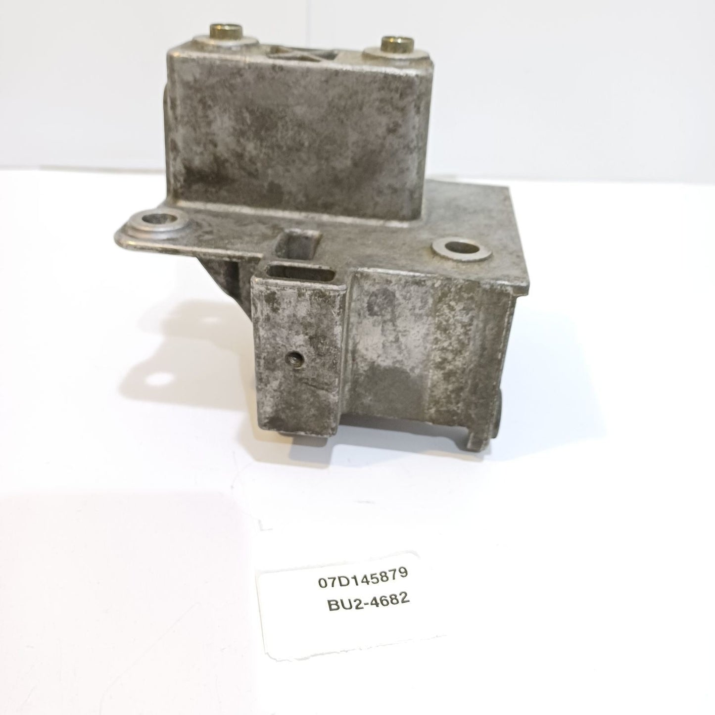 1996-2009 Audi A8 Power Steering Pump Bracket Holder 07D145879