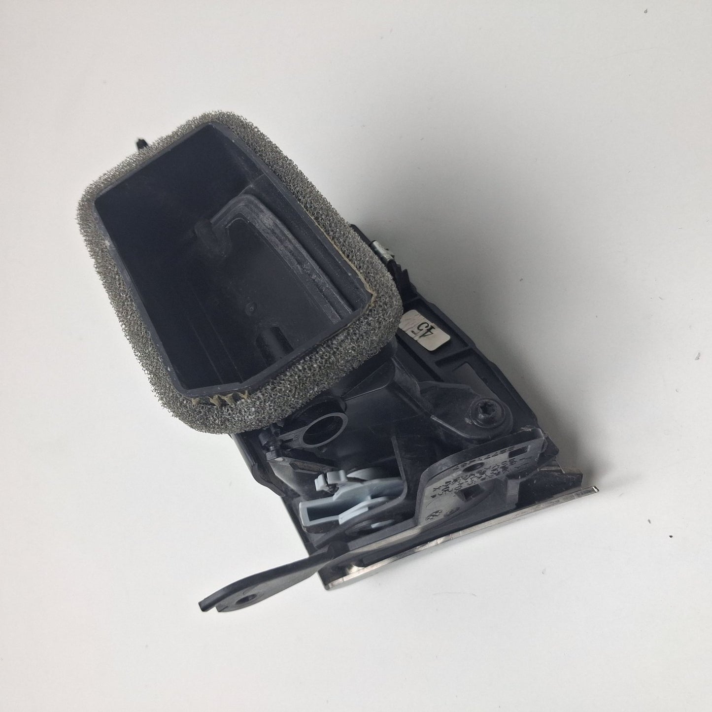 2014-2019 Cadillac CTS Driver Side Instrument Panel Air Outlet 23171375