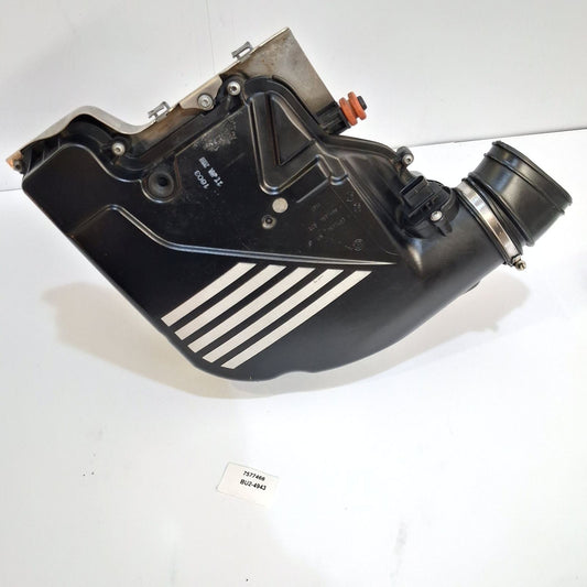 2010-2013 BMW 650i Air Intake Cleaner Filter Housing Box Right 7577466
