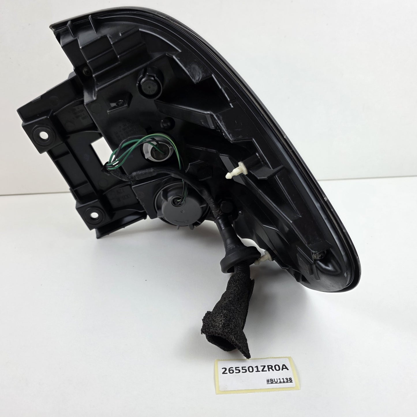 2009-2017 Nissan Patrol Combination Lamp Assembly-Rear Right Hand 265501ZR0A