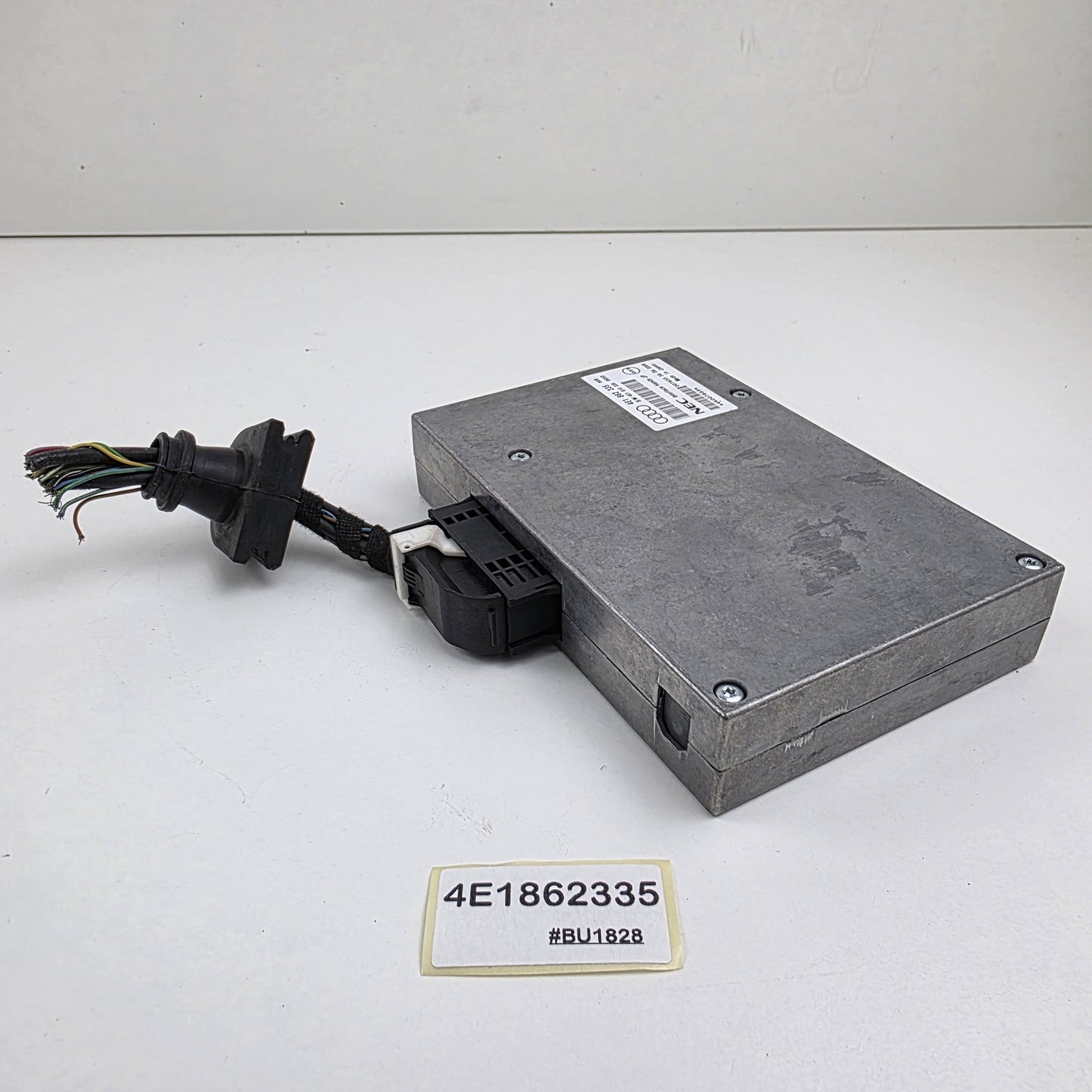 2005-2010 Audi A8 Bluetooth Interface Control Module 4E1862335