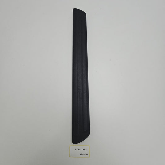 2007-2015 Audi Q7 Rear Door Sill Plate 4L0853793