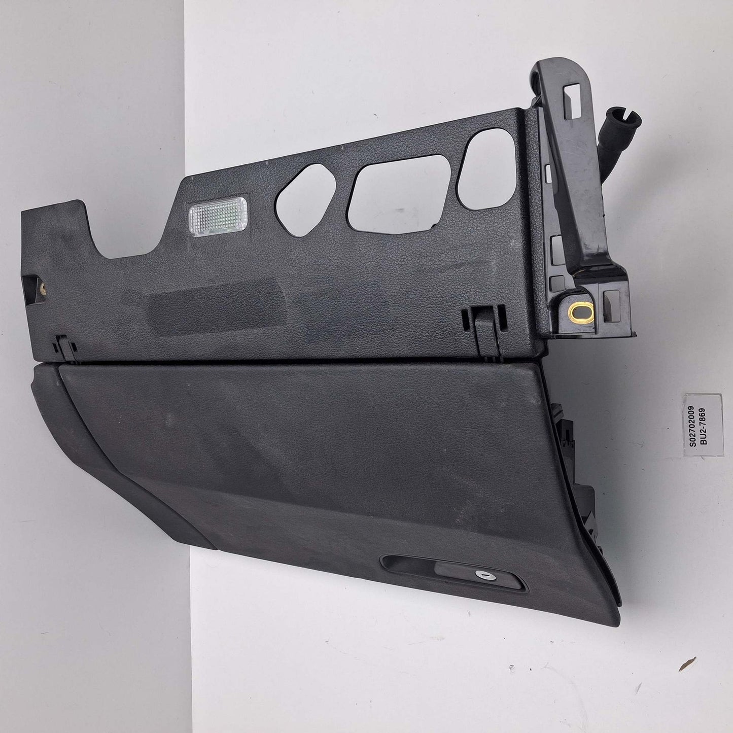 2016-2025 Audi Q7 Glove Box S02702009