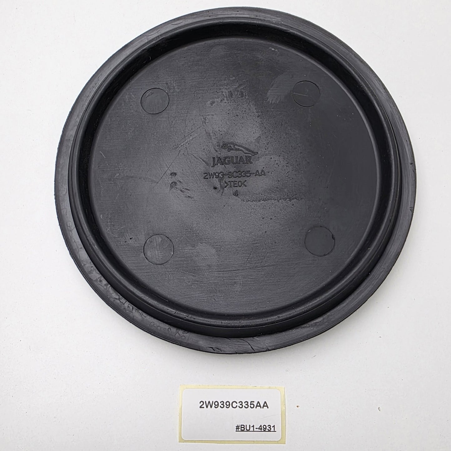 2004-2009 Jaguar XJ8 Fuel Gas Tank Inspection Cover 2W939C335AA
