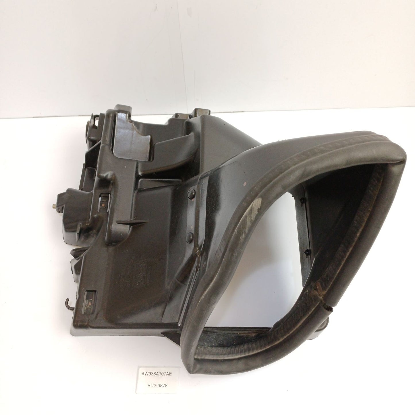 2010-2015 Jaguar XJ Intercooler Air Guide Duct Channel AW938A107