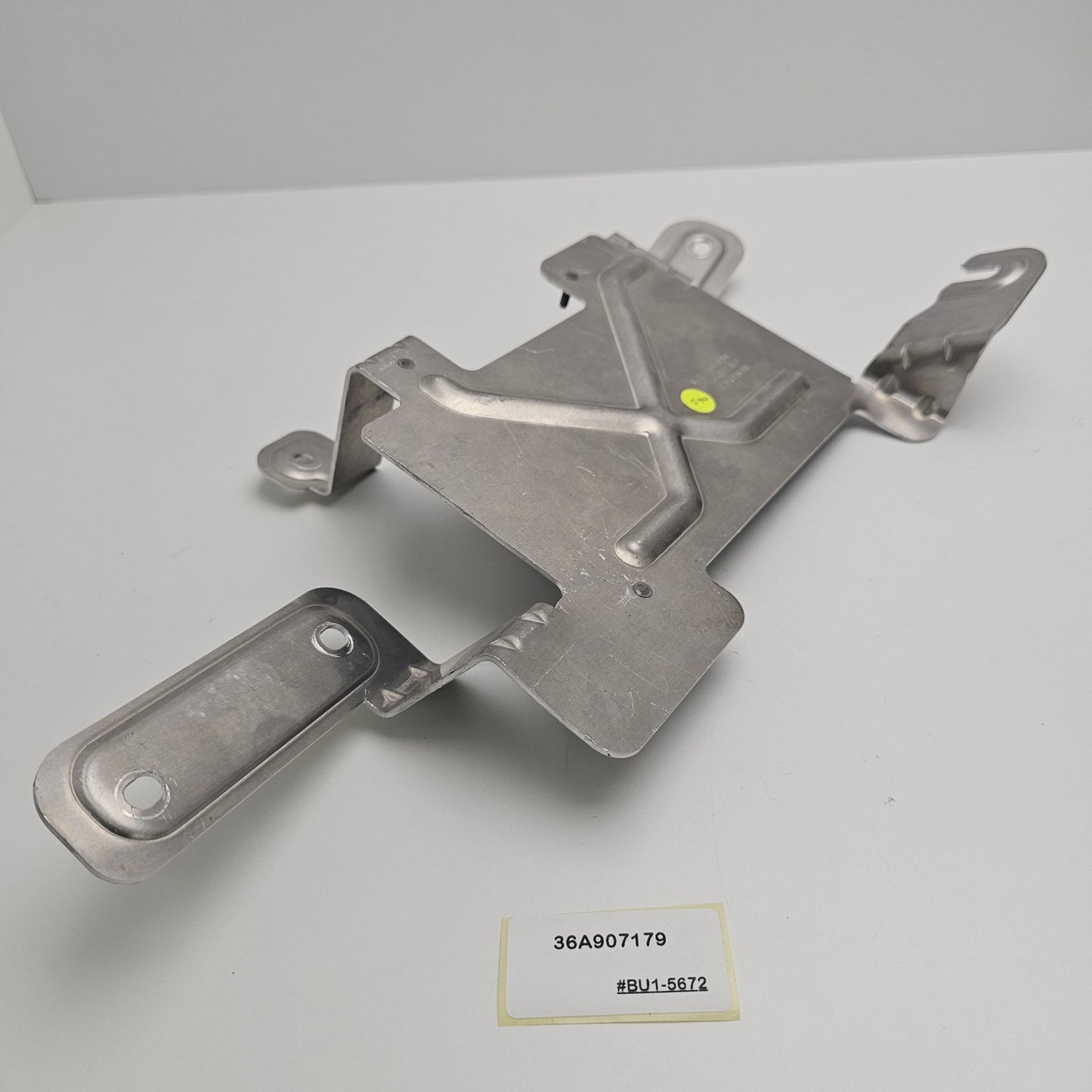 2015-2020 Bentley Bentayga Bracket 36A907179