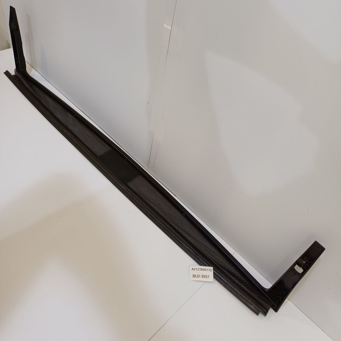 2009-2016 Mercedes-Benz E-Class Sunroof Wind Deflector A2127840170