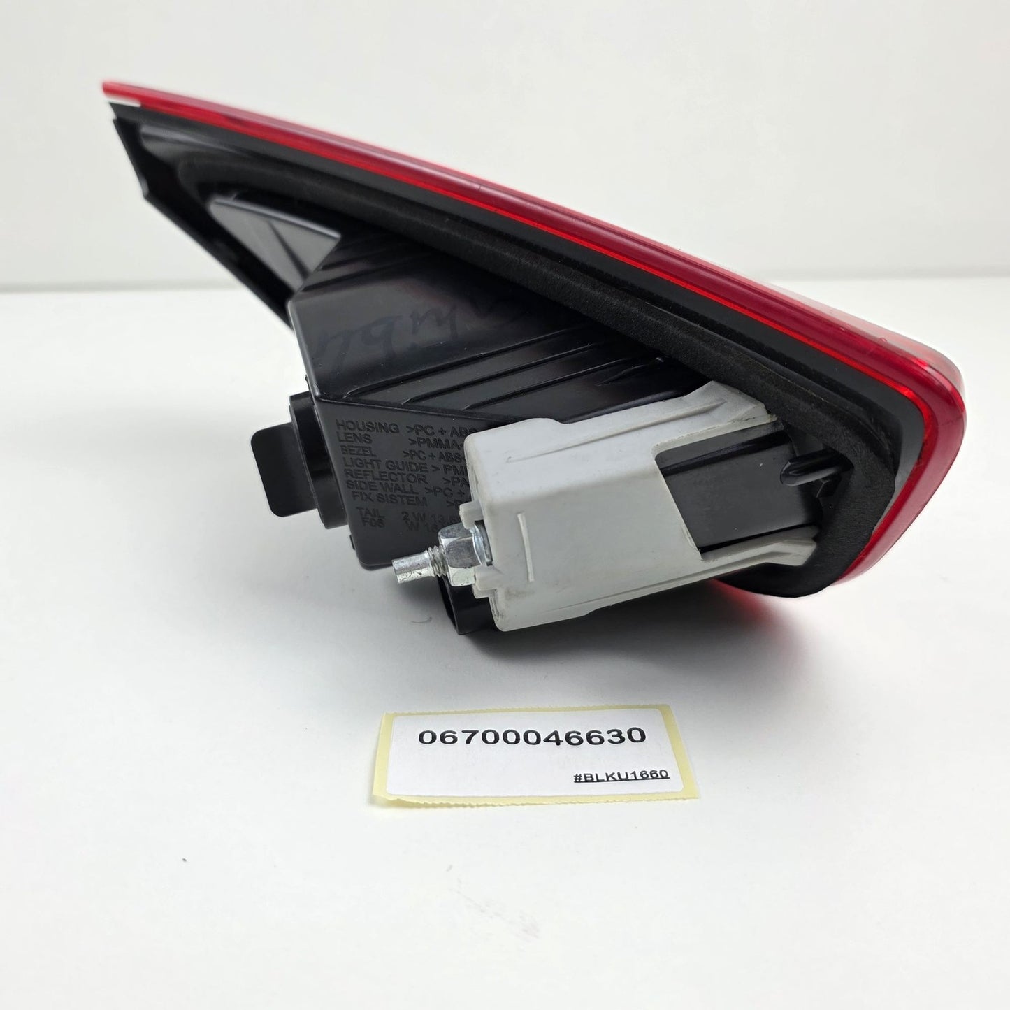 2013-2024 Maserati Ghibli Right Side Tailgate Taillight 06700046630