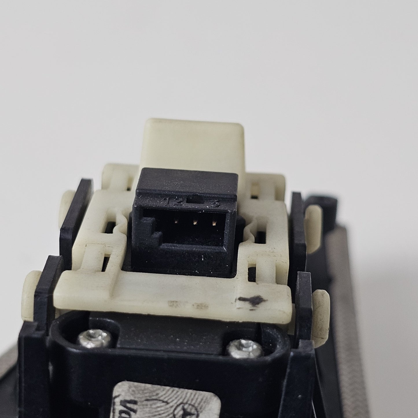 2001-2009 Mercedes C Class W203 WINDOW CONTROL SWITCH A2038200210